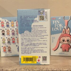 Labubu Pin for Love - V